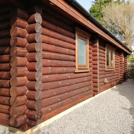 Log Chalet Ravenglass